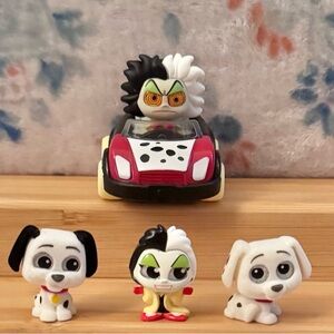 Disney Doorables 101 DALMATIANS Lot of 4 CRUELLE DE VIL LET’S GO VEHICLE